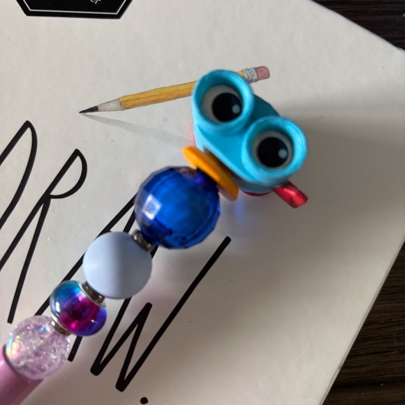 Disney Doorables: Toy Story: Lenny handmade beaded pen - Picture 1 of 3